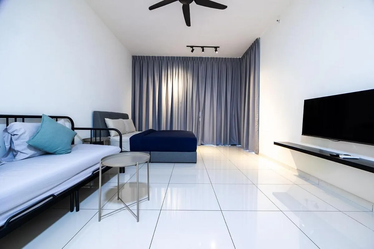 Beacon Suites #Georgetown #Familystay #13A #Cozy Malaysia
