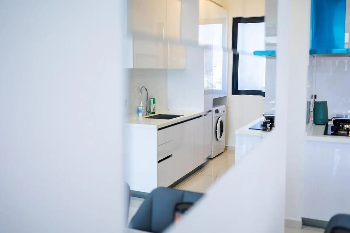 Beacon Suites #Georgetown #Familystay #13A #Cozy Malaysia